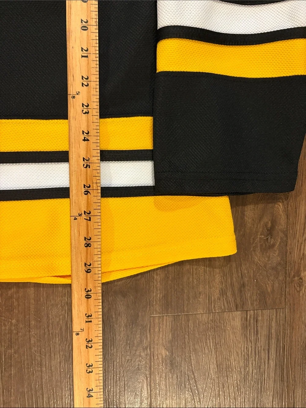 Happy Gilmore men’s large Boston hockey jersey - Picture 4 of 8